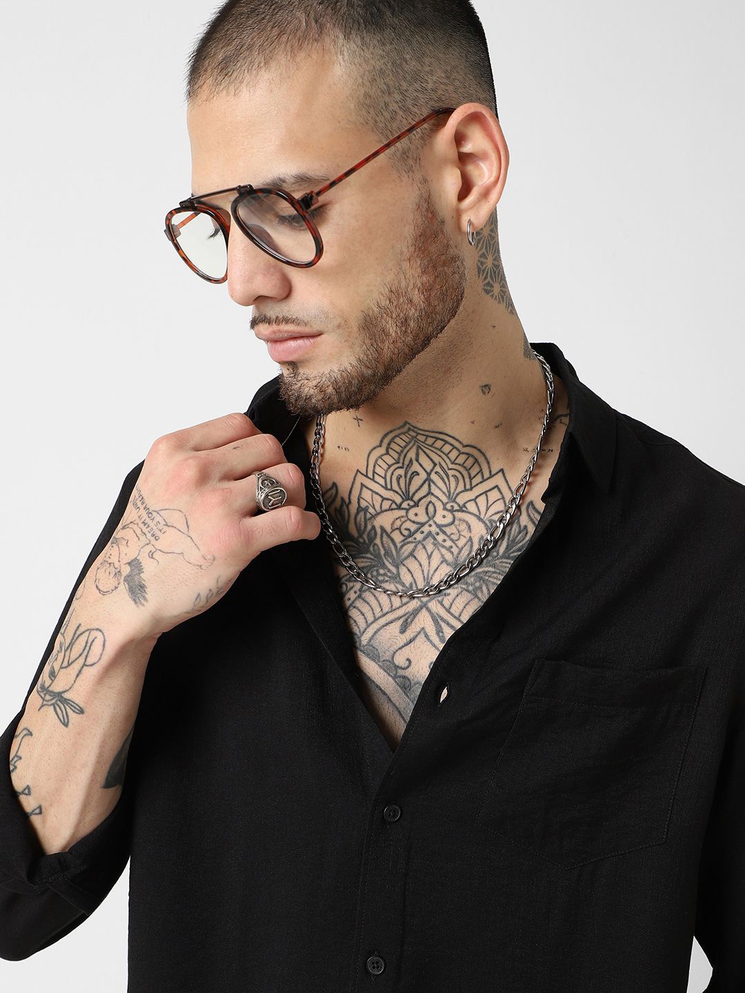 

VASTRADO Men Classic Slim Fit Opaque Printed Casual Shirt, Black