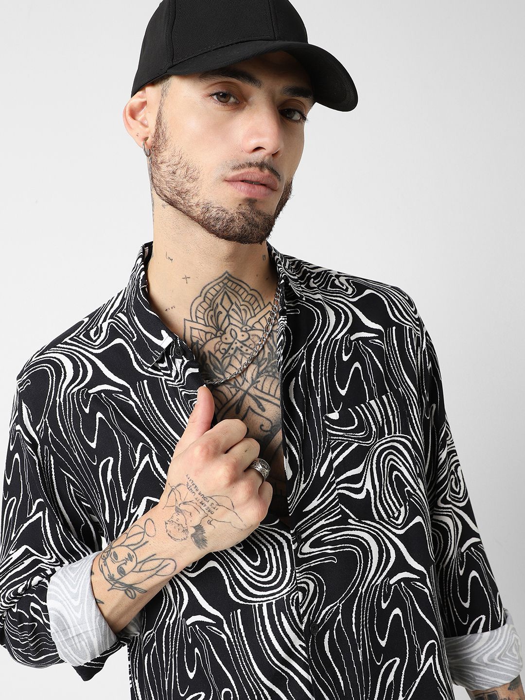 

VASTRADO Men Classic Slim Fit Opaque Printed Casual Shirt, Black