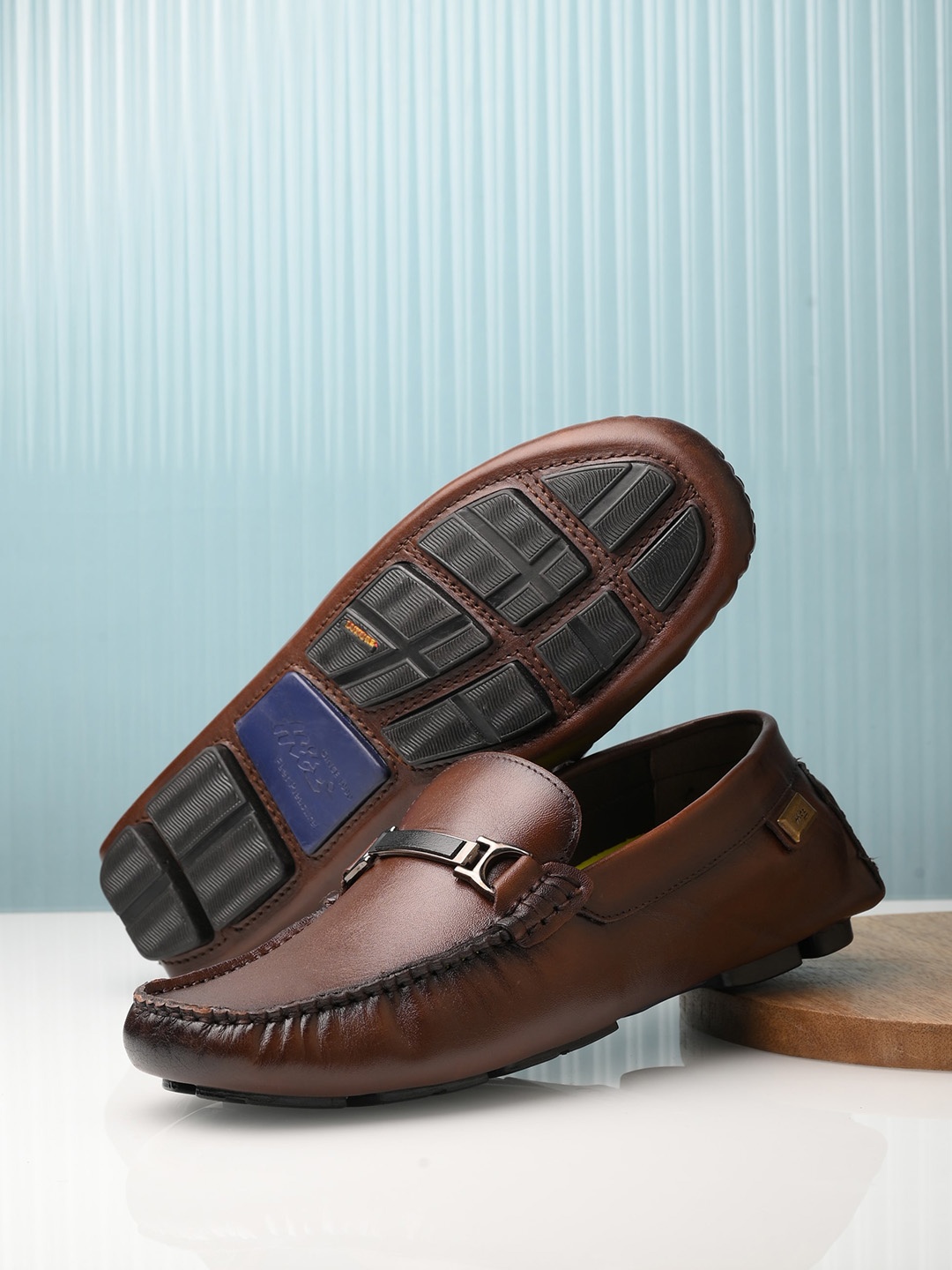 

Hitz Men Printed Leather Slip-On Sneakers, Brown