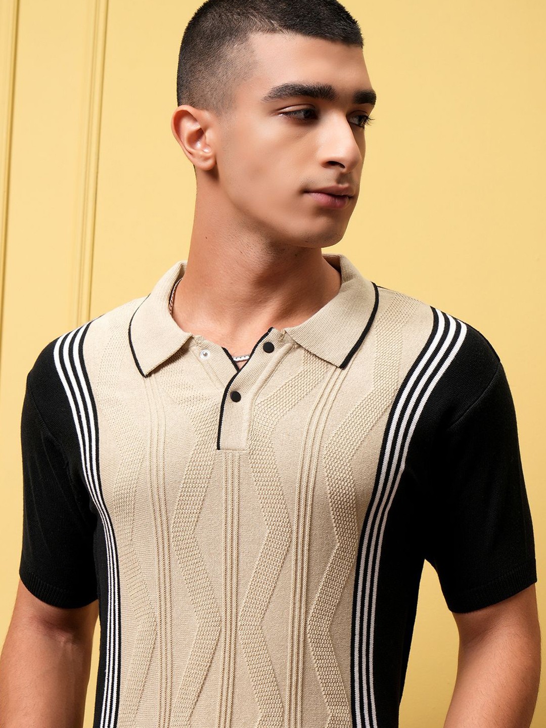 

HIGHLANDER Men Relaxed Fit Polo Neck T-shirt, Black