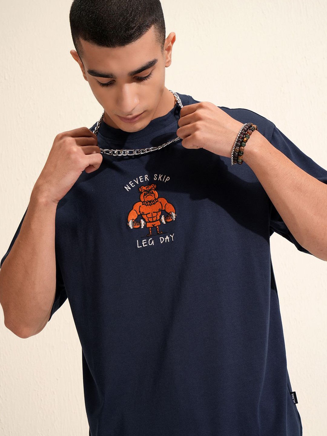 HIGHLANDER Men Self Design Embroidered Round Neck T-shirt, Navy blue