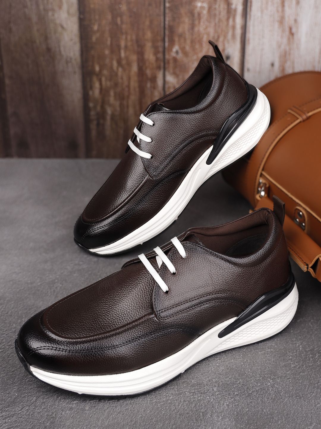 

LOUIS STITCH Men's Mexican Brown Leather Fashion Sneaker Cushioned Casual Shoes