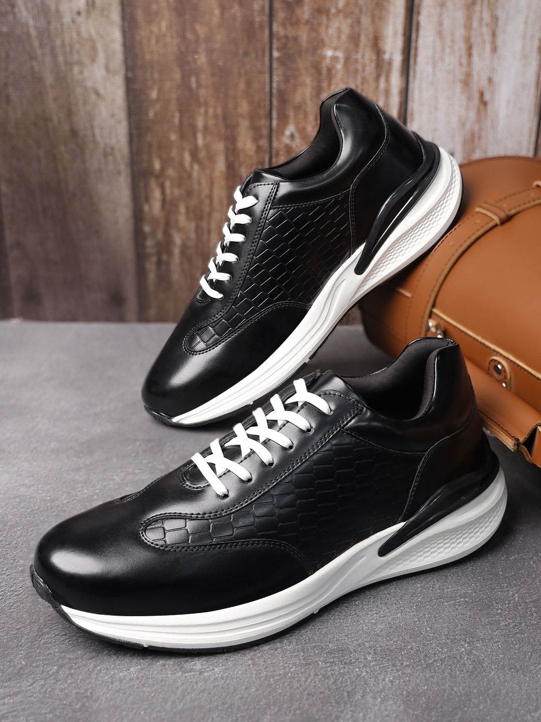 

LOUIS STITCH Men's Egyptian Black Leather Fashion Sneaker Cushioned Casual Shoes