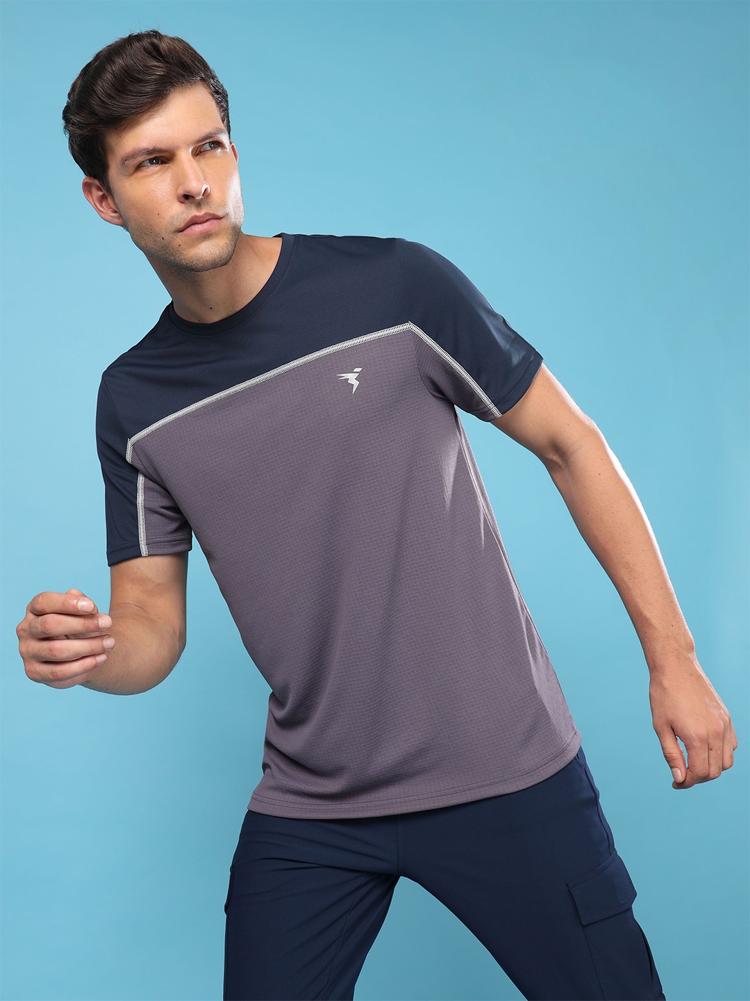 

Technosport Men Colourblocked UPF50 Round Neck Slim Fit T-shirt, Grey