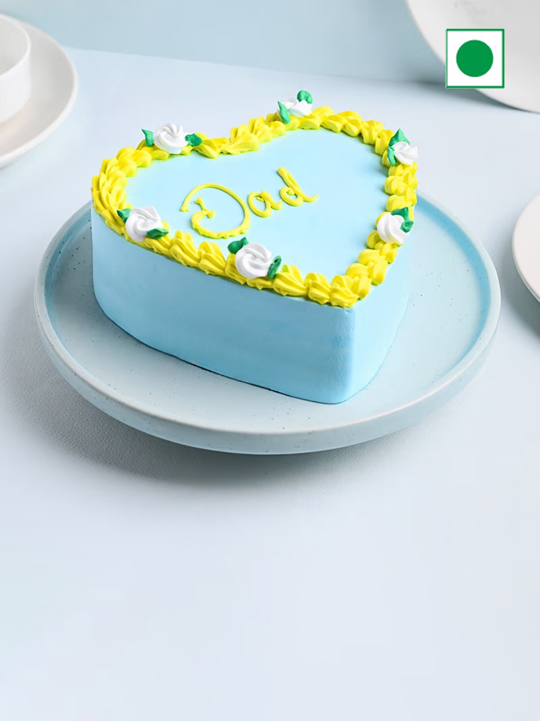 

Floweraura Pineapple Flavor Eggless Heart Cake-2Kg, Blue