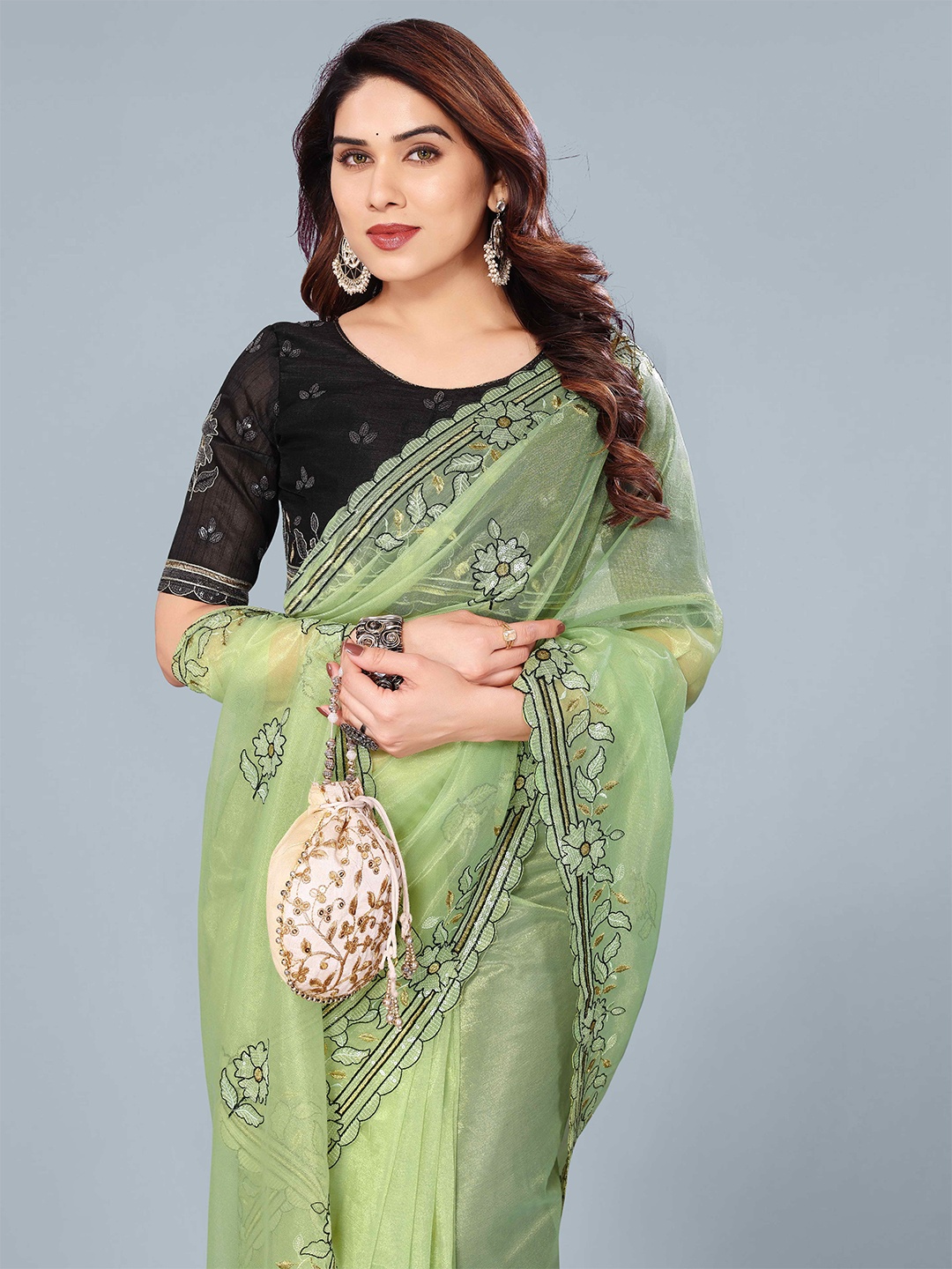 

Ashiya Fab Embellished Sequinned Net Saree, Green