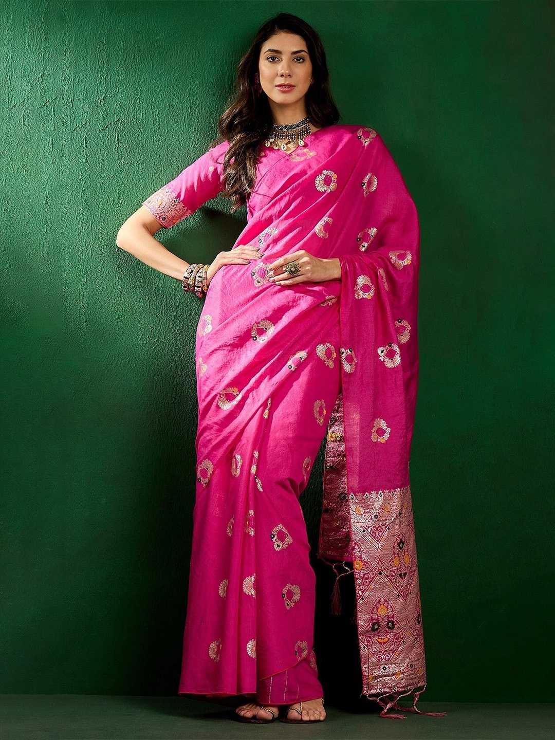 

Mitera Woven Design Zari Banarasi Saree, Pink