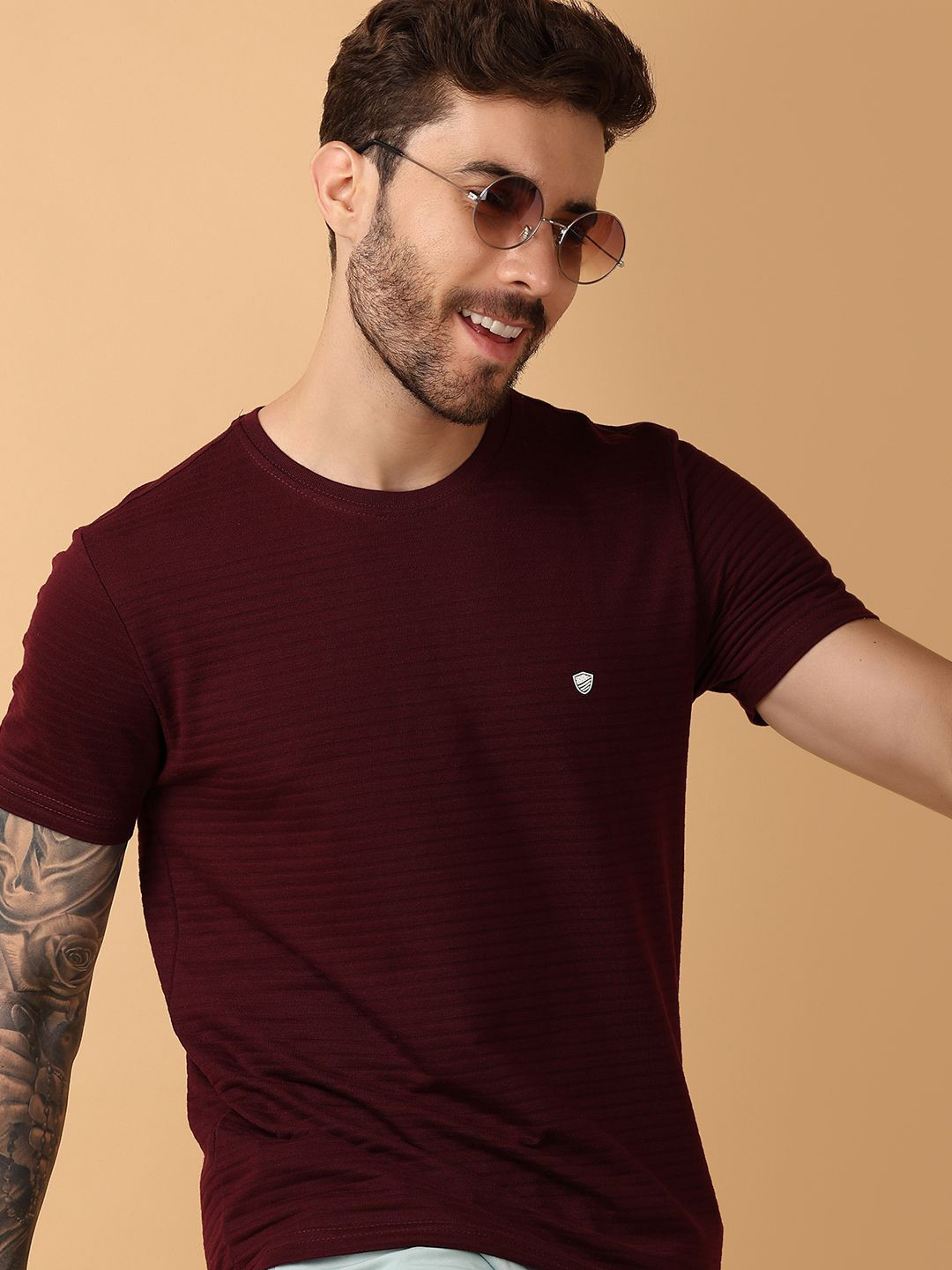

V-Mart Men Round Neck Solid Slim Fit Cotton T-shirt, Maroon