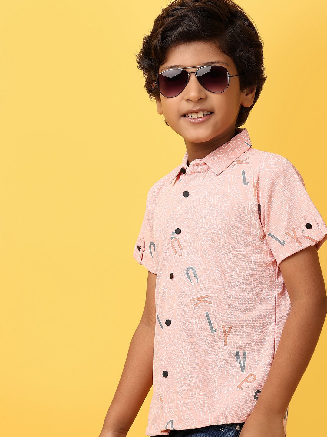 

V-Mart Boys Typography Printed Spread Collar Collar Shirt, Pink