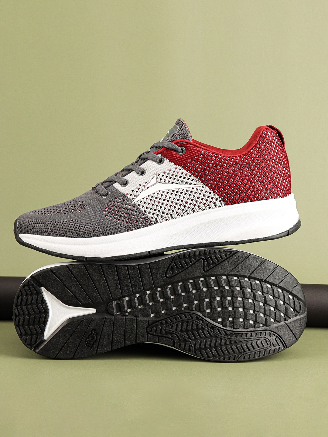 

JQR Men Mesh Running Non-Marking Shoes, Grey