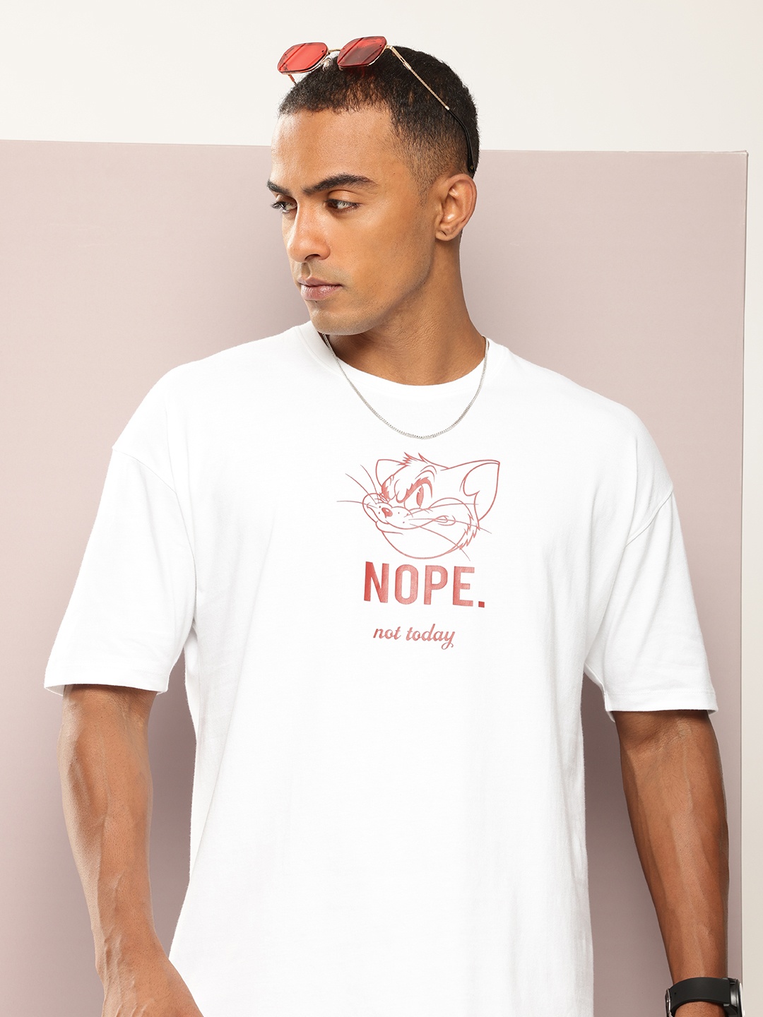 

Kook N Keech Men Printed Drop-Shoulder Sleeves Pure Cotton T-shirt, White
