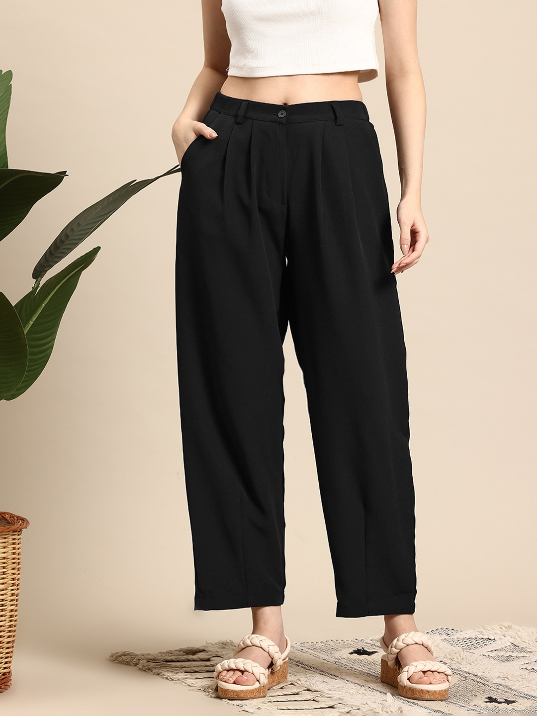 

Mast & Harbour Women Pleated Trousers, Black