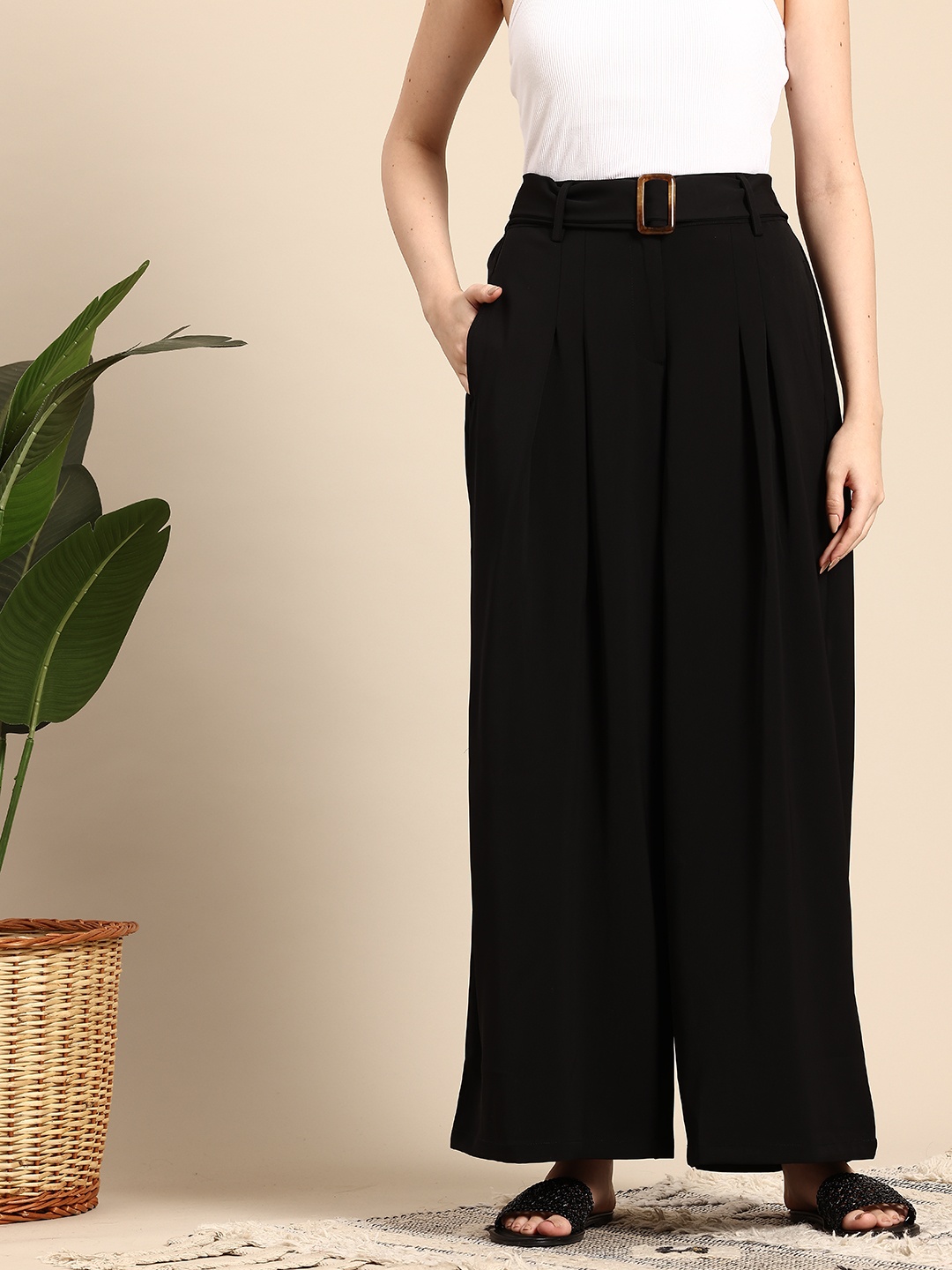 

Mast & Harbour Women Pleated Wide Leg Trousers, Black