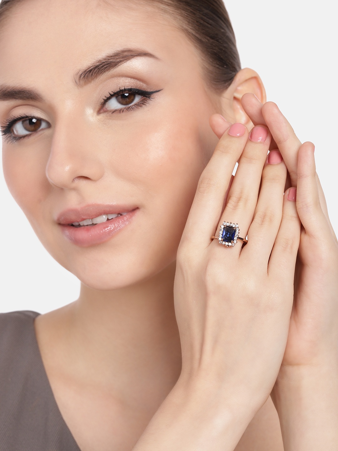 

Estele Women Rose Gold-Plated CZ-Studded Finger Ring