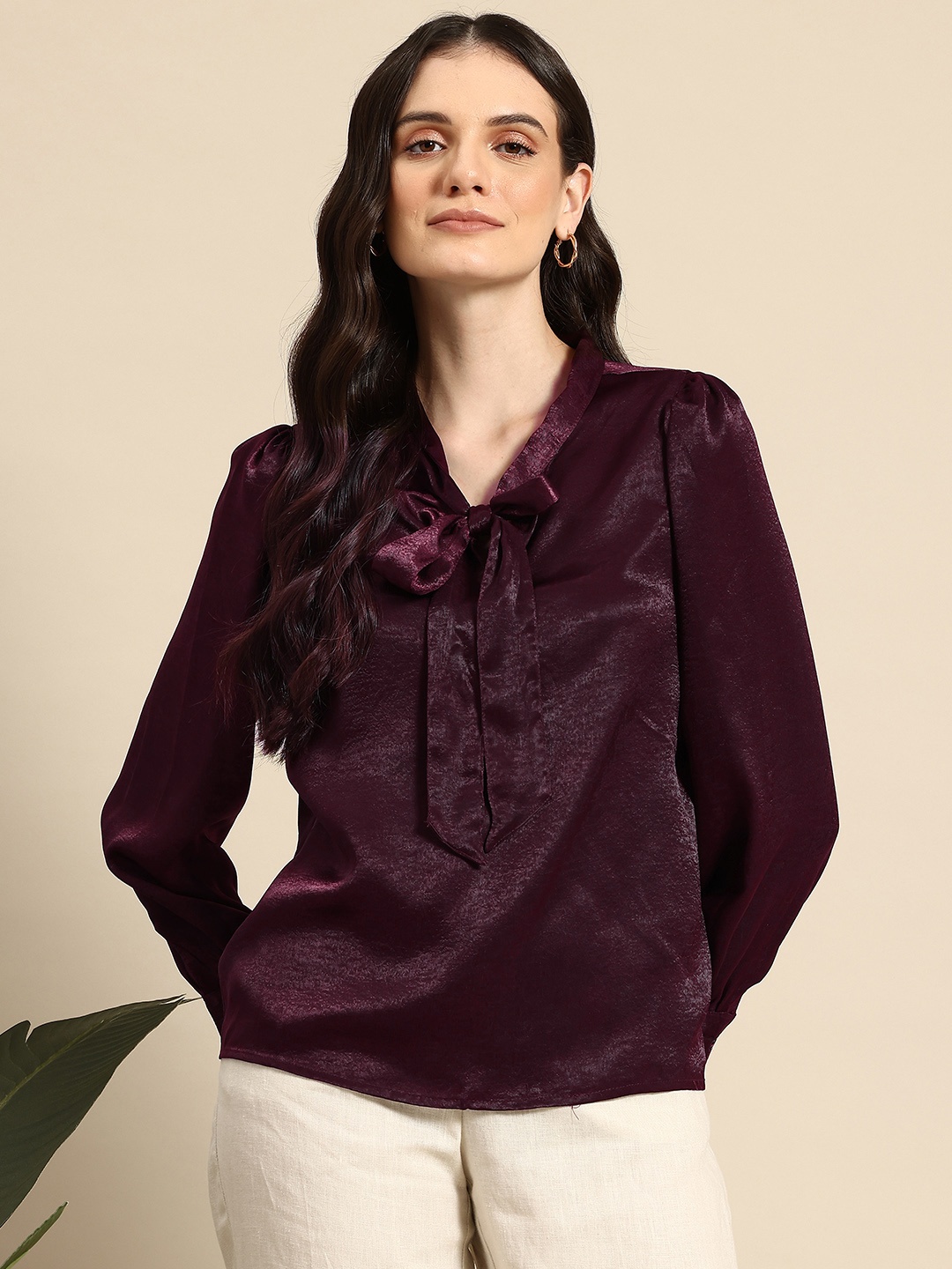 

Mast & Harbour Satin Finish Tie-Up Neck High-Low Top, Burgundy