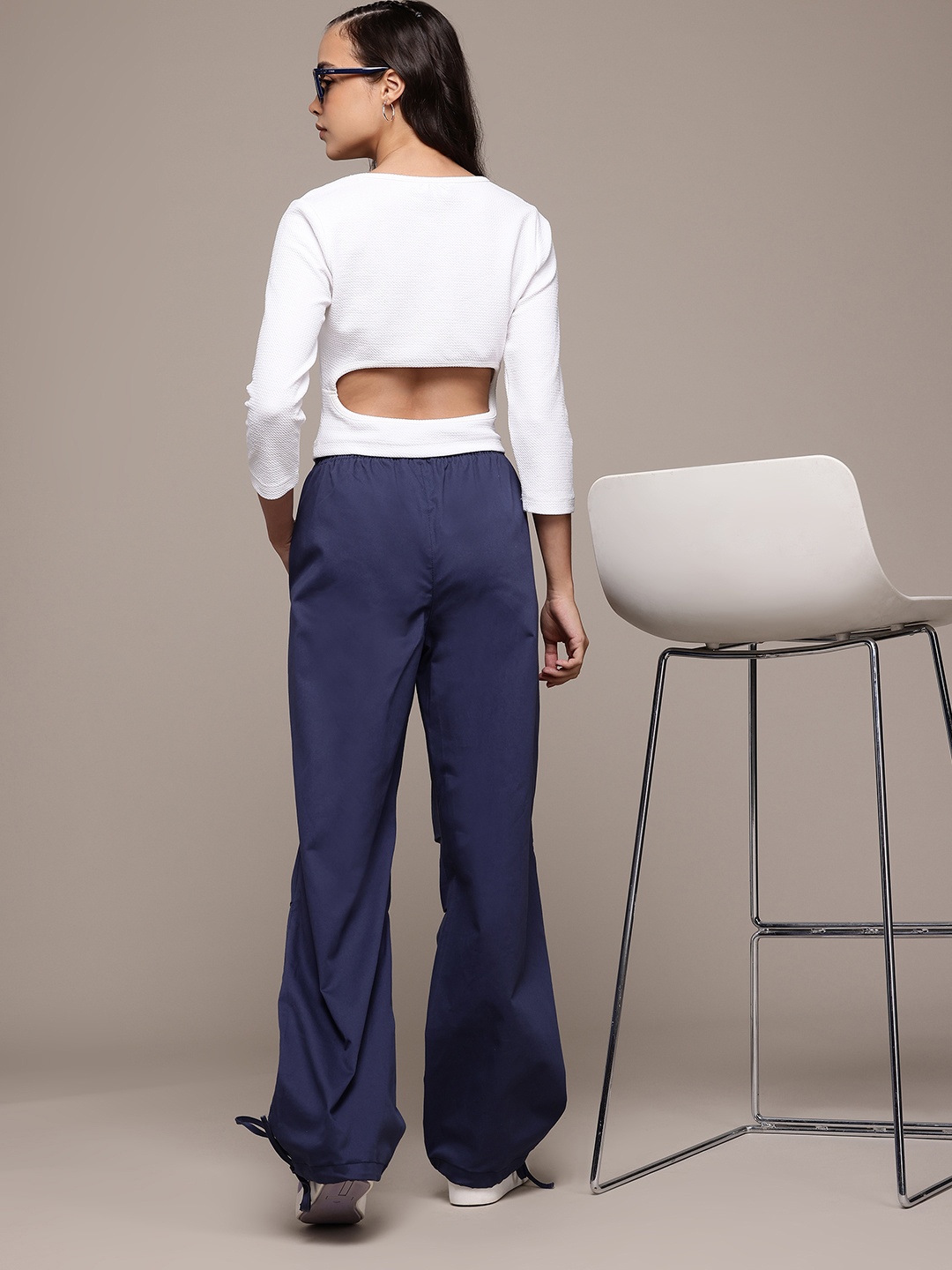 

The Roadster Lifestyle Co. Cut-Out Detail Textured Top, White