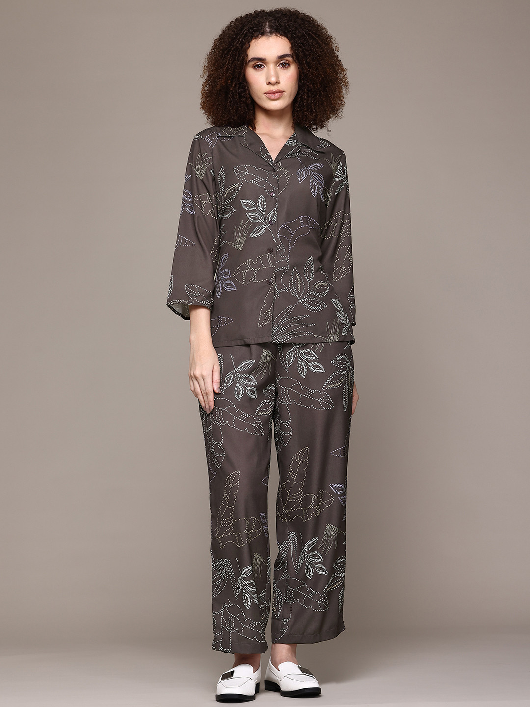 

The Roadster Lifestyle Co. Tropical Printed Tie Up Shirt With Trousers Co-Ords, Charcoal