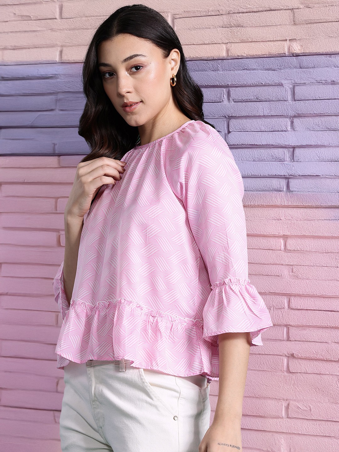 

DressBerry Geometric Print Flared Sleeve Top, Pink