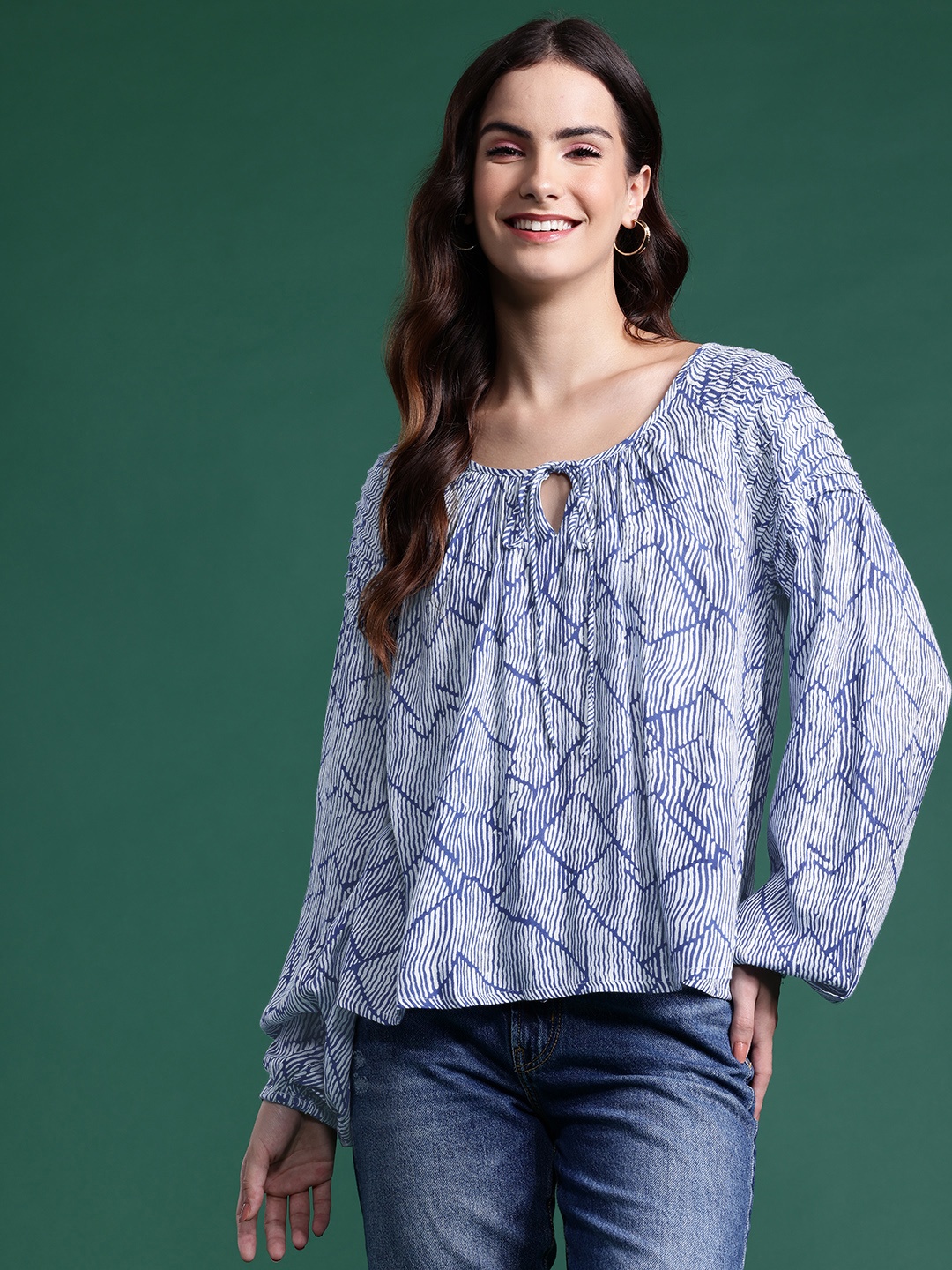

DressBerry Printed Keyhole Neck Puff Sleeve Top, White