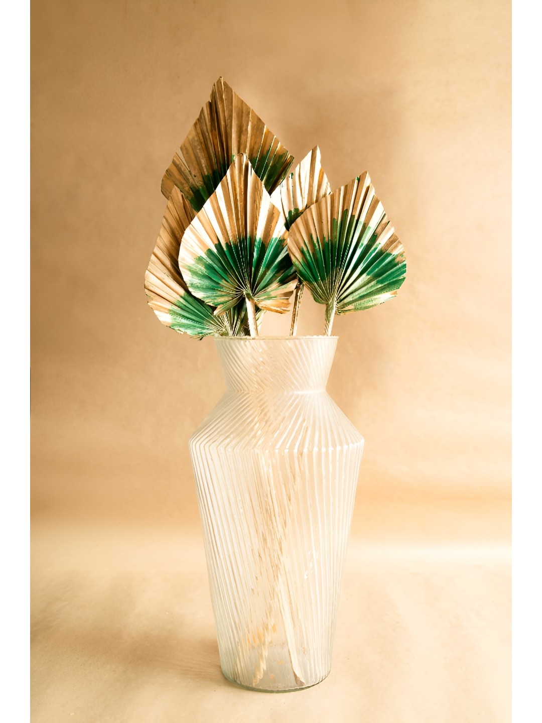 

ArteCasa Gold-Toned 5 Pieces Palm Artificial Flower