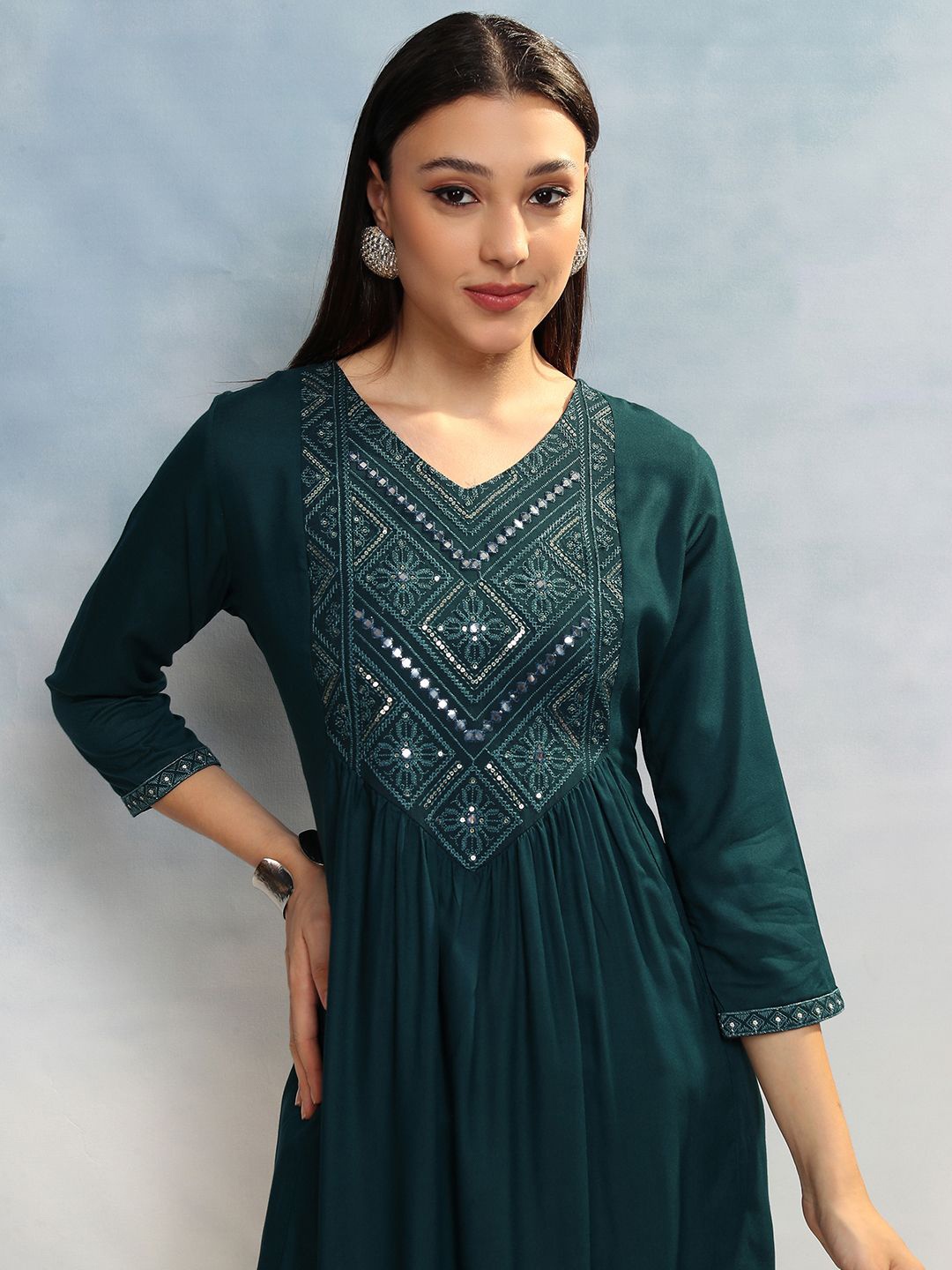 Vishudh Women Embroidered Mirror Work A-Line Kurta, Green