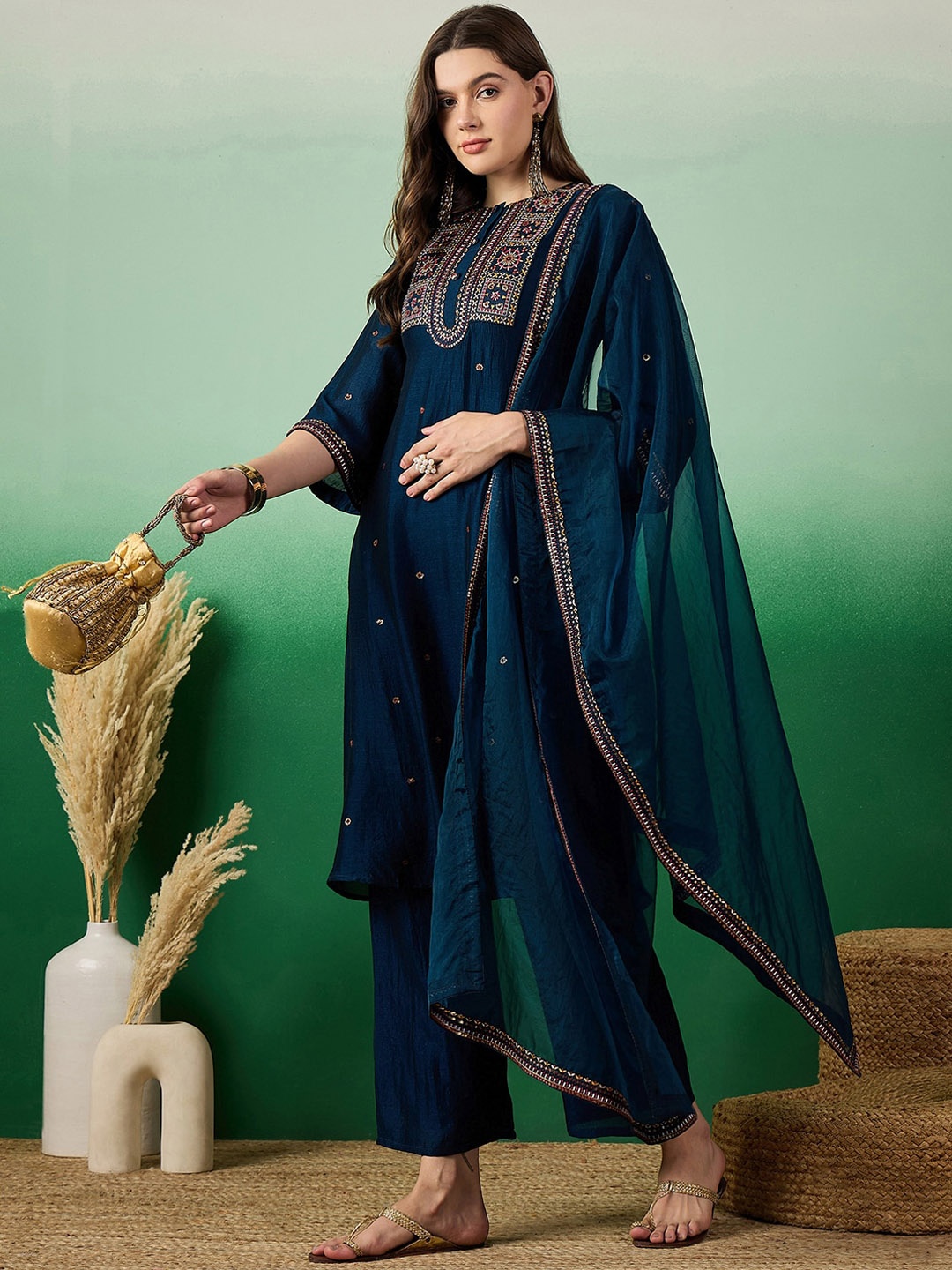 

Sangria Women Embroidered Straight Kurta With Palazzo & Dupatta Set, Teal