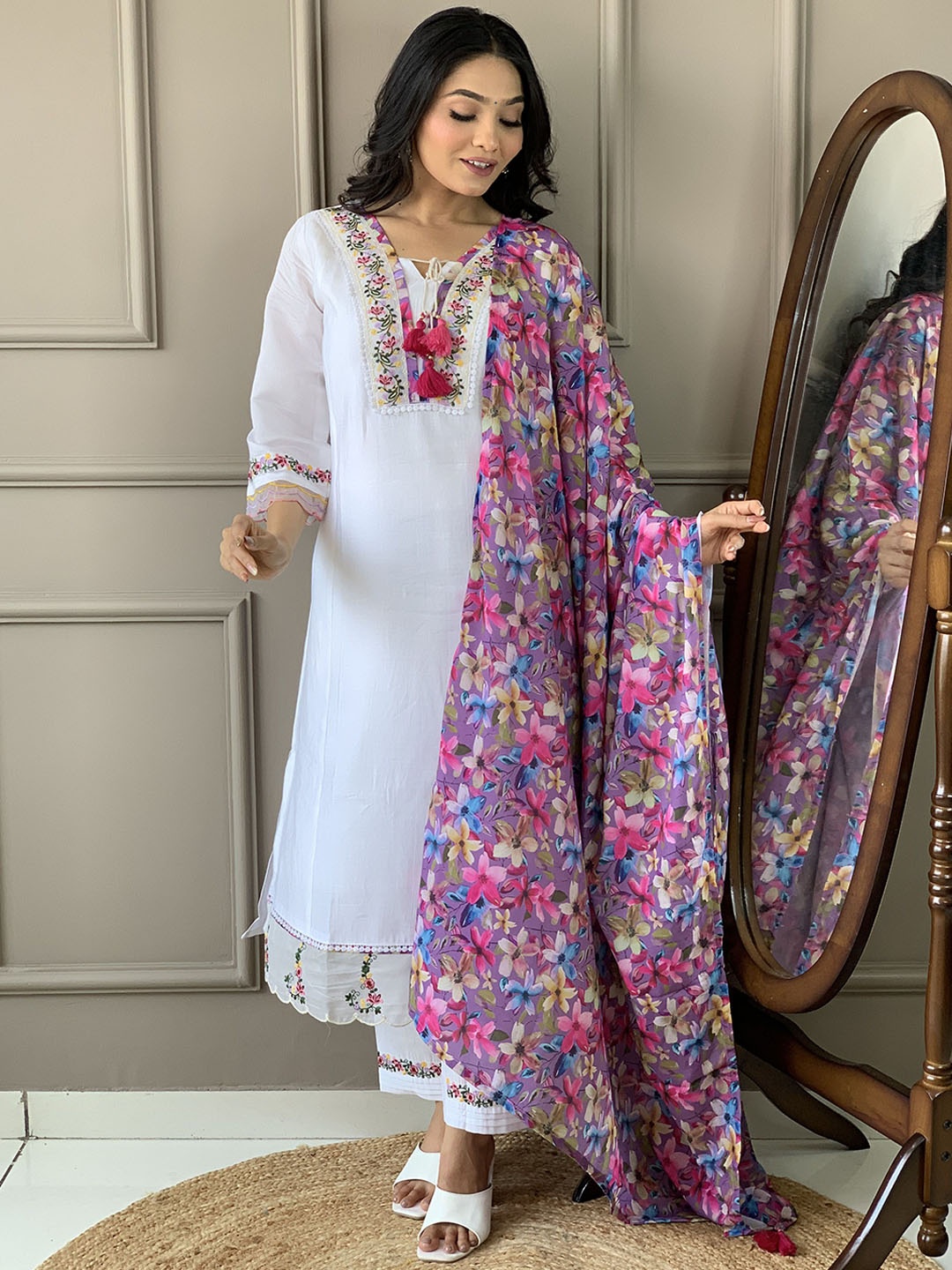

KALINI Women Floral Embroidered Kurta with Trousers & With Dupatta, Off white