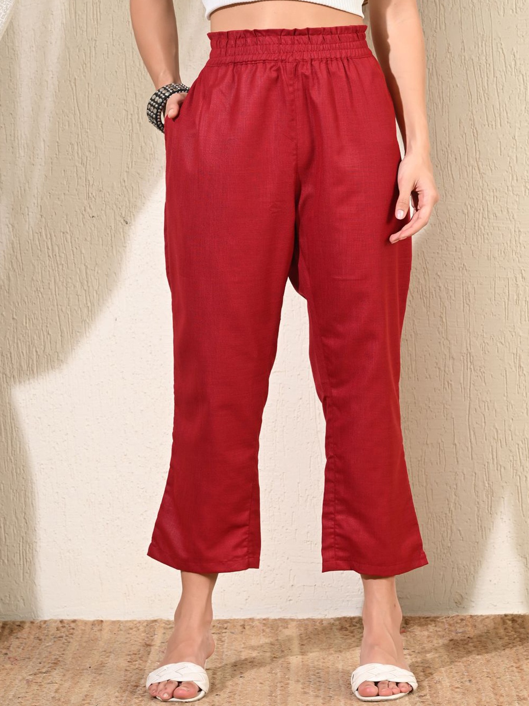 

DECKEDUP Women Mid-Rise Peg Trousers, Maroon