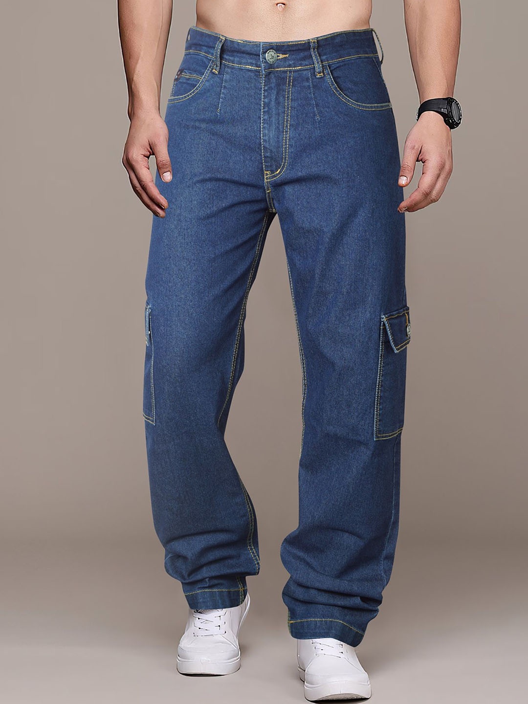 

Jb Just BLACK Men Relaxed Fit High-Rise Low Distress Stretchable Jeans, Blue
