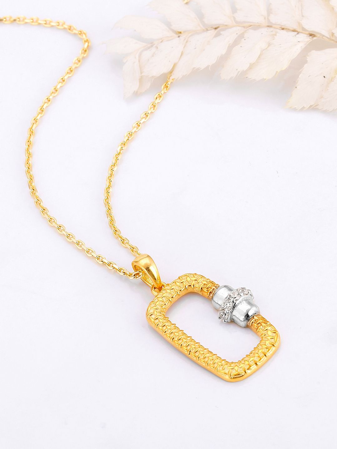 

GIVA Women Rhodium-Plated Contemporary Pendants with Chains, Gold