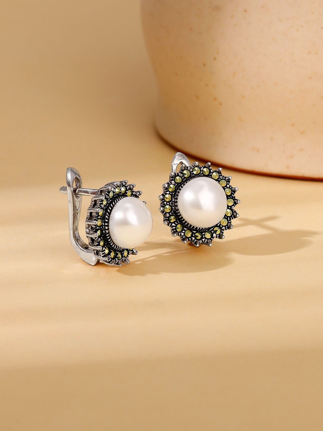 

GIVA Contemporary Studs Earrings, Silver