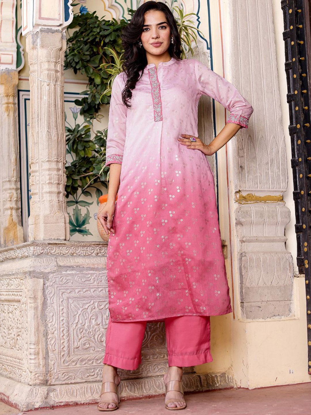 

VASVI Women Embroidered Regular Chanderi Cotton Kurta with Pyjamas, Pink