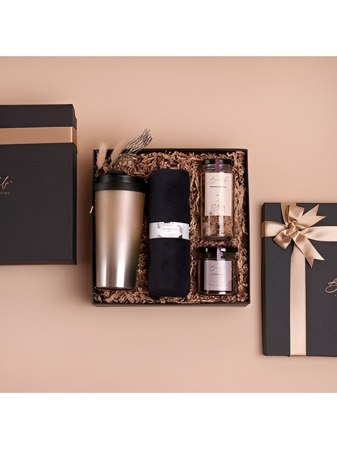 

BoxUp Luxury Gifting 4 Pcs Black Home Gift Set