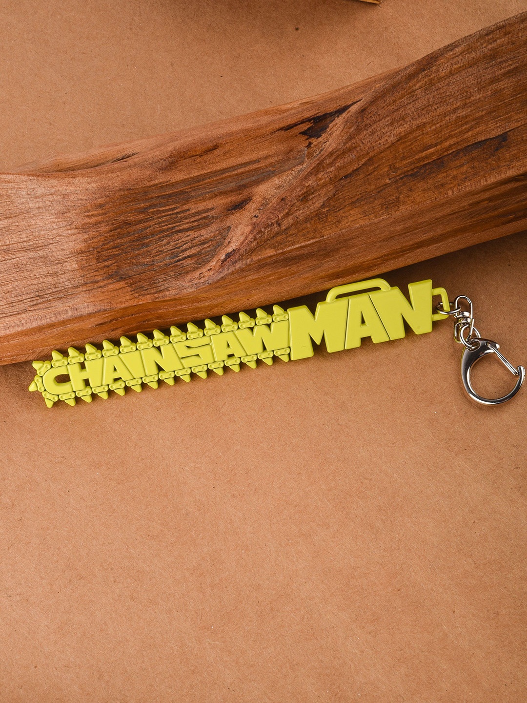 

COMICSENSE Unisex Chainsaw Man Anime Metal Keychain, Yellow