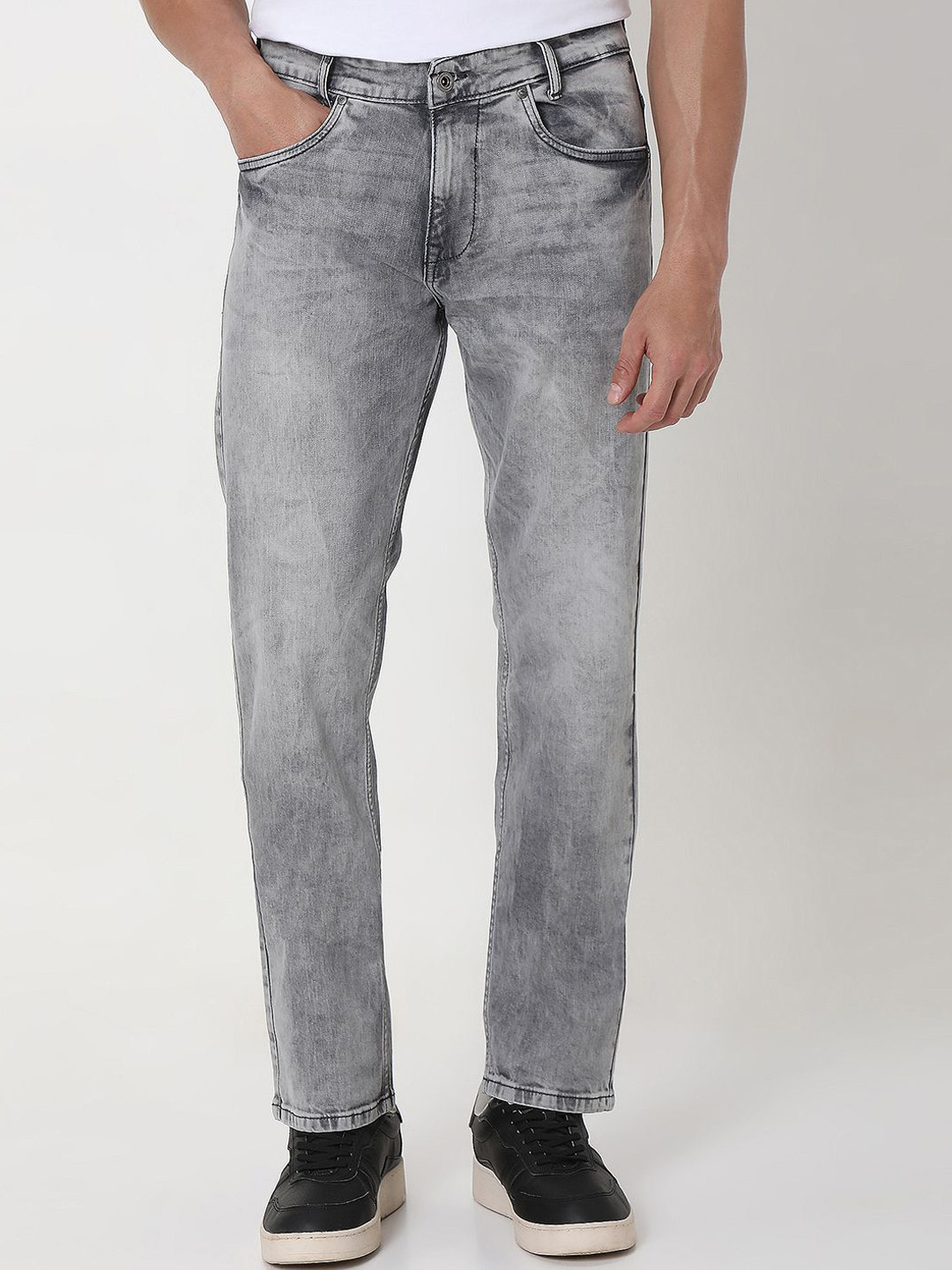 

Mufti Men Straight Fit Heavy Fade Stretchable Jeans, Grey