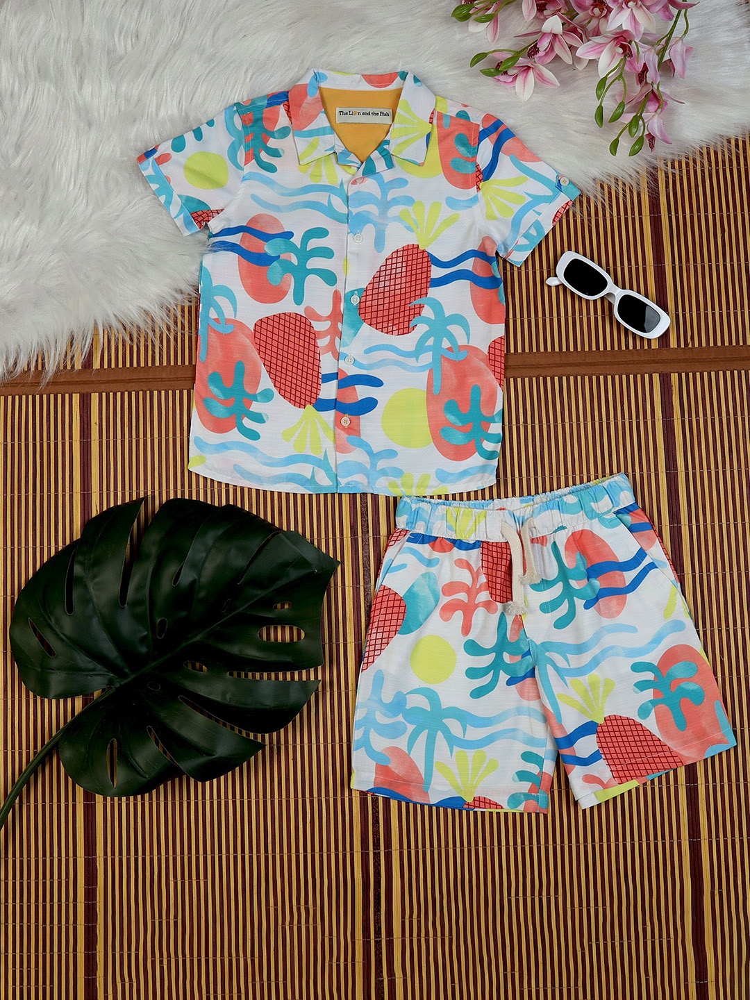 

The Lion and The Fish Boys Printed Shirt with Shorts, White
