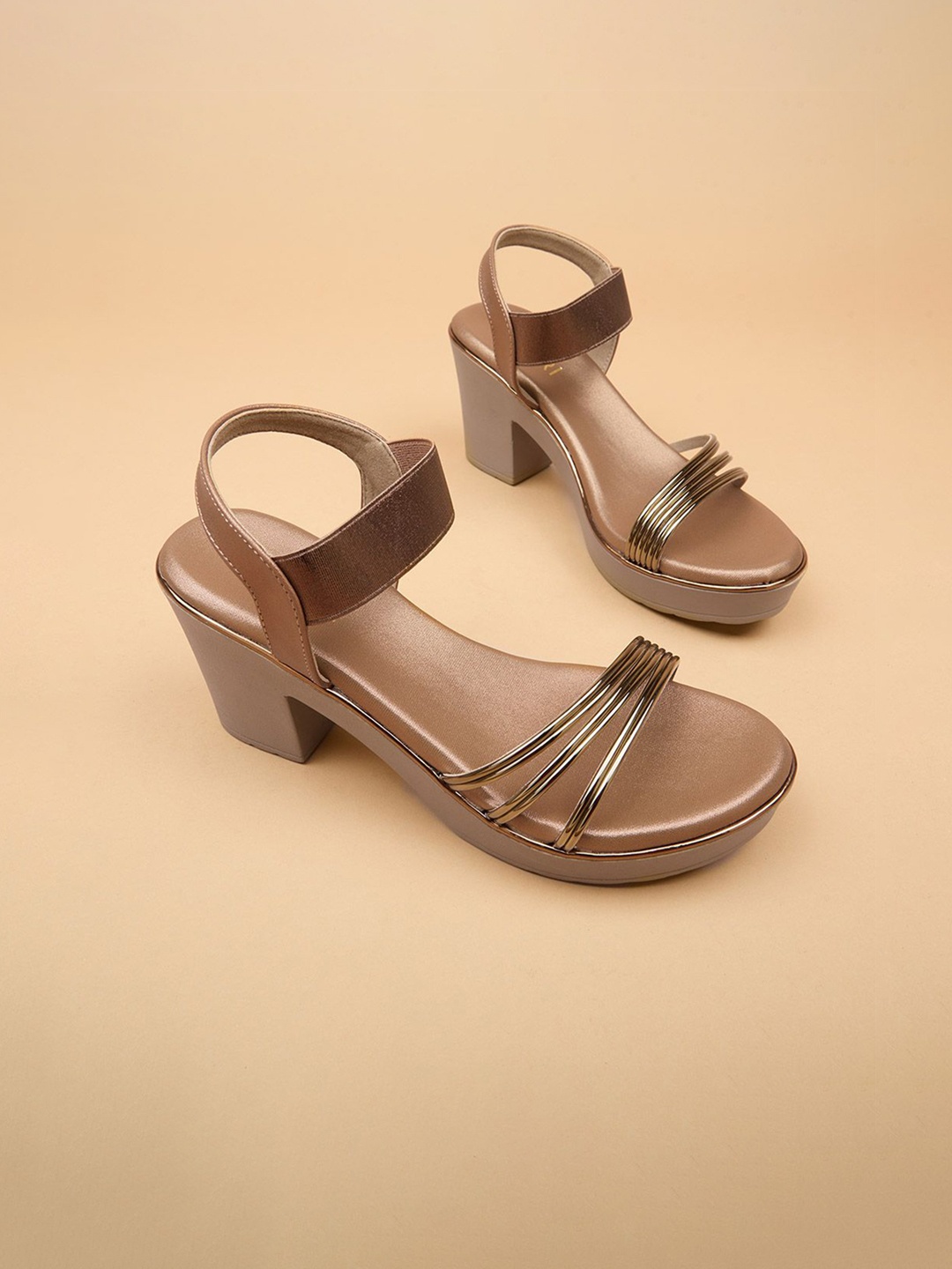 

Ozuri Solid Backstrap Block Sandals, Copper