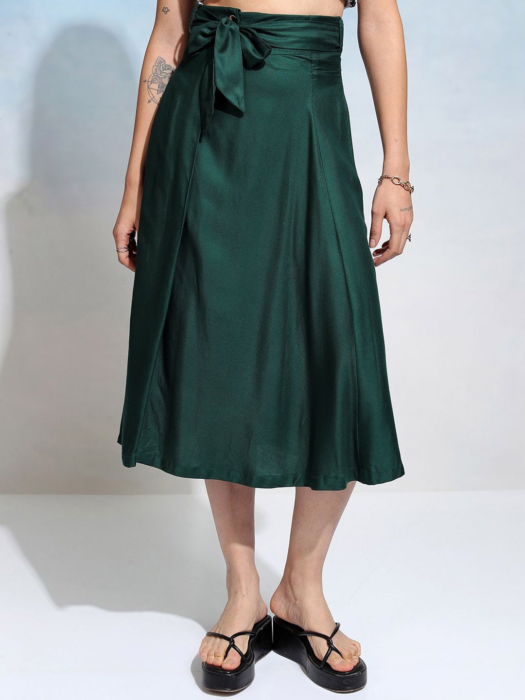 

Tokyo Talkies Women Pleated Midi Skirt, Green