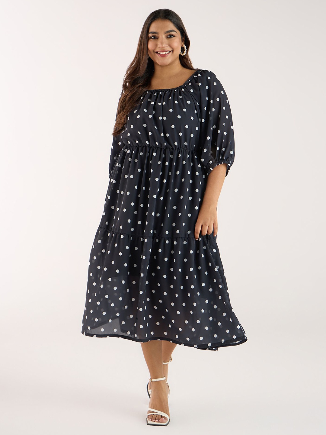 

Big Hello - The Plus Life Floral Print Puff Sleeve A-Line Midi Dress, Black