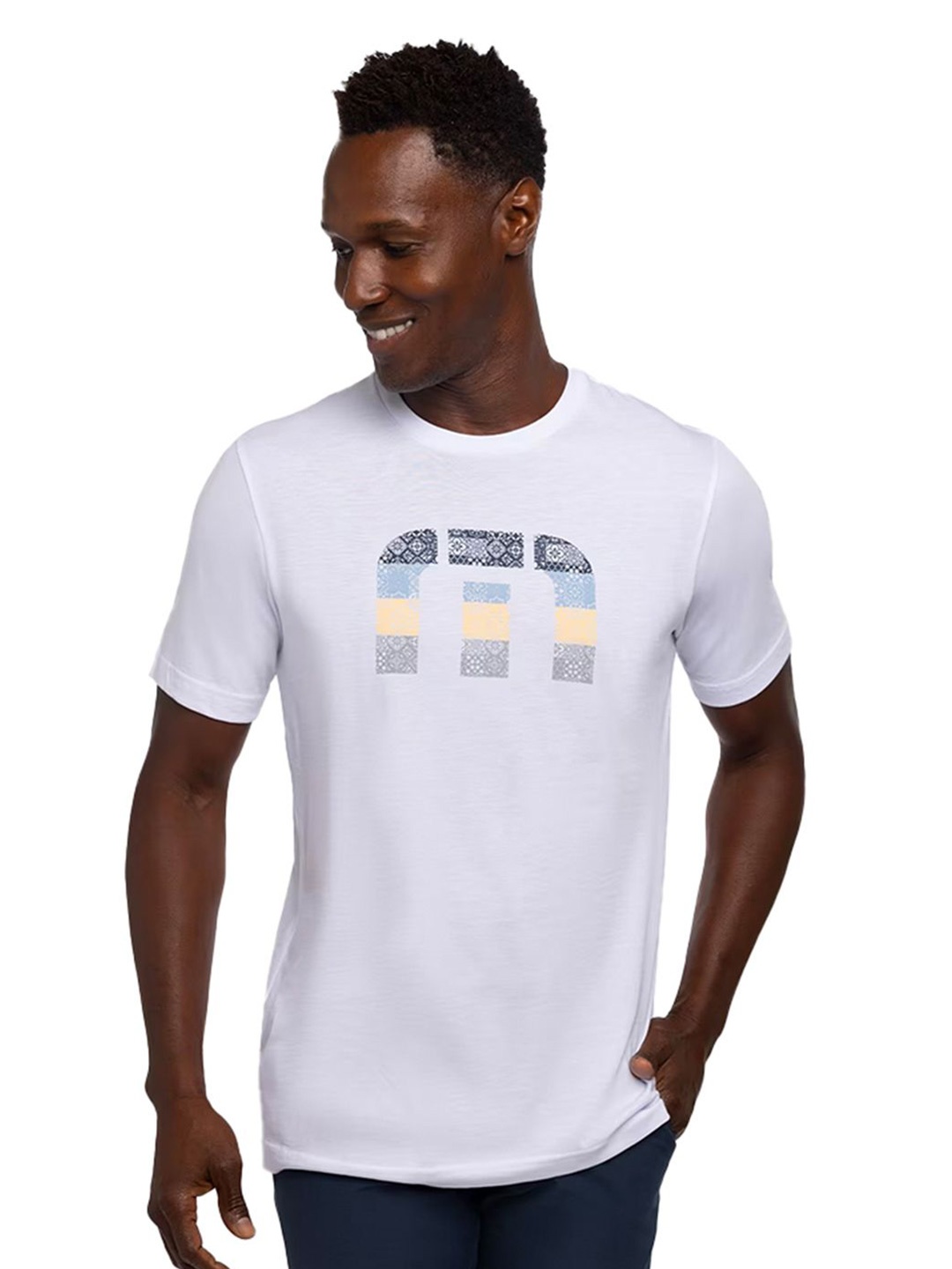 

TRAVIS MATHEW Men Scarf Print Brand Logo Printed T-shirt, White