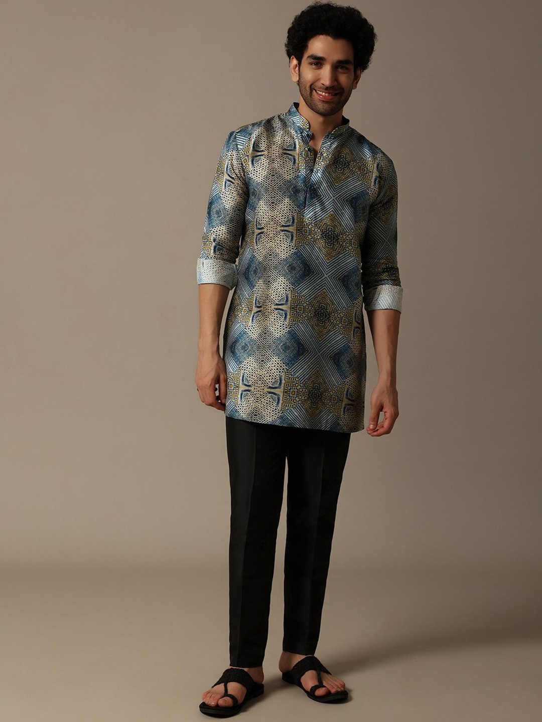 

KALKI Fashion Men Printed Regular Kurta With Trousers, Blue