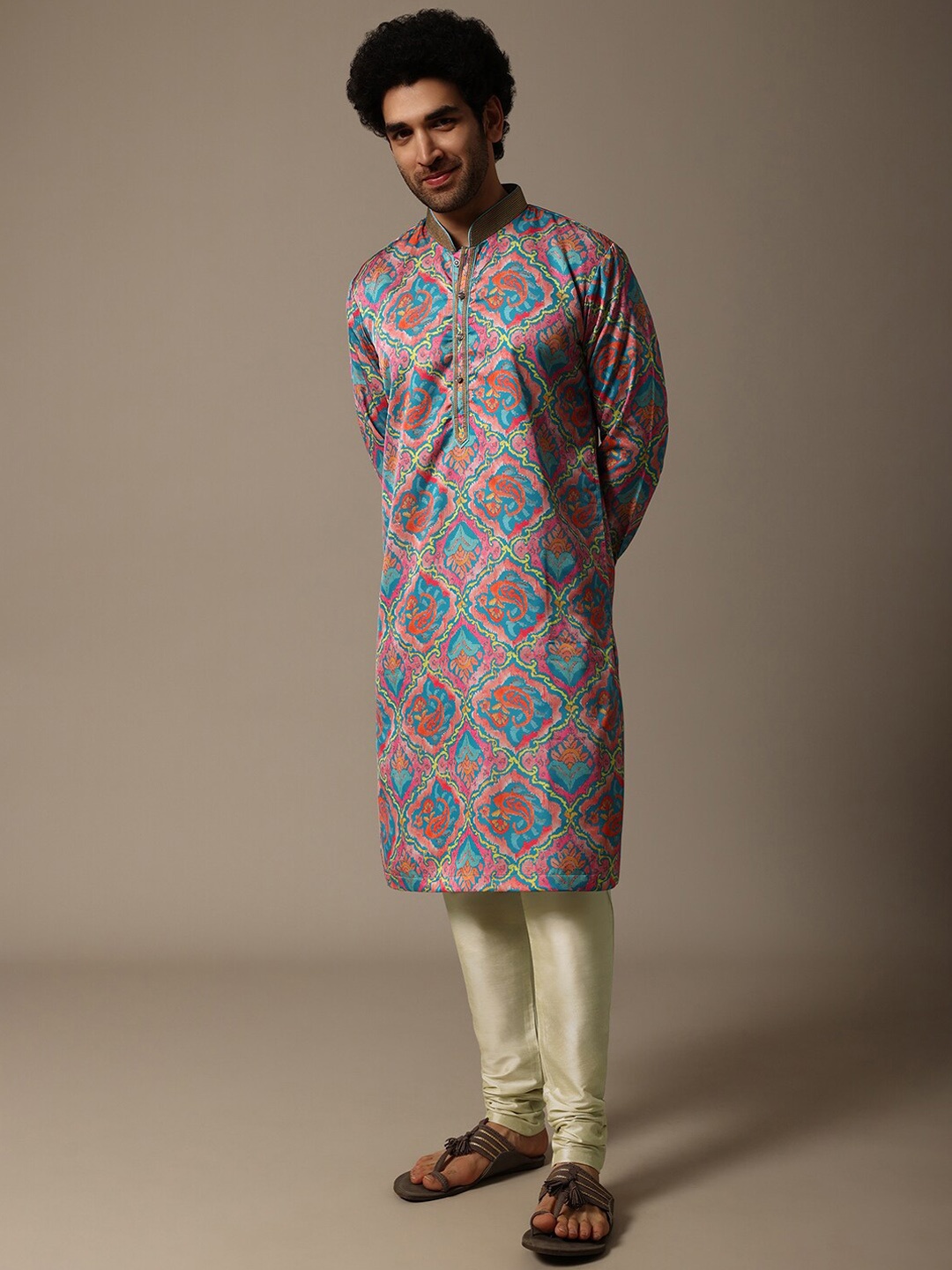 

KALKI Fashion Men Ethnic Motifs Printed Regular Kurta with Churidar, Blue