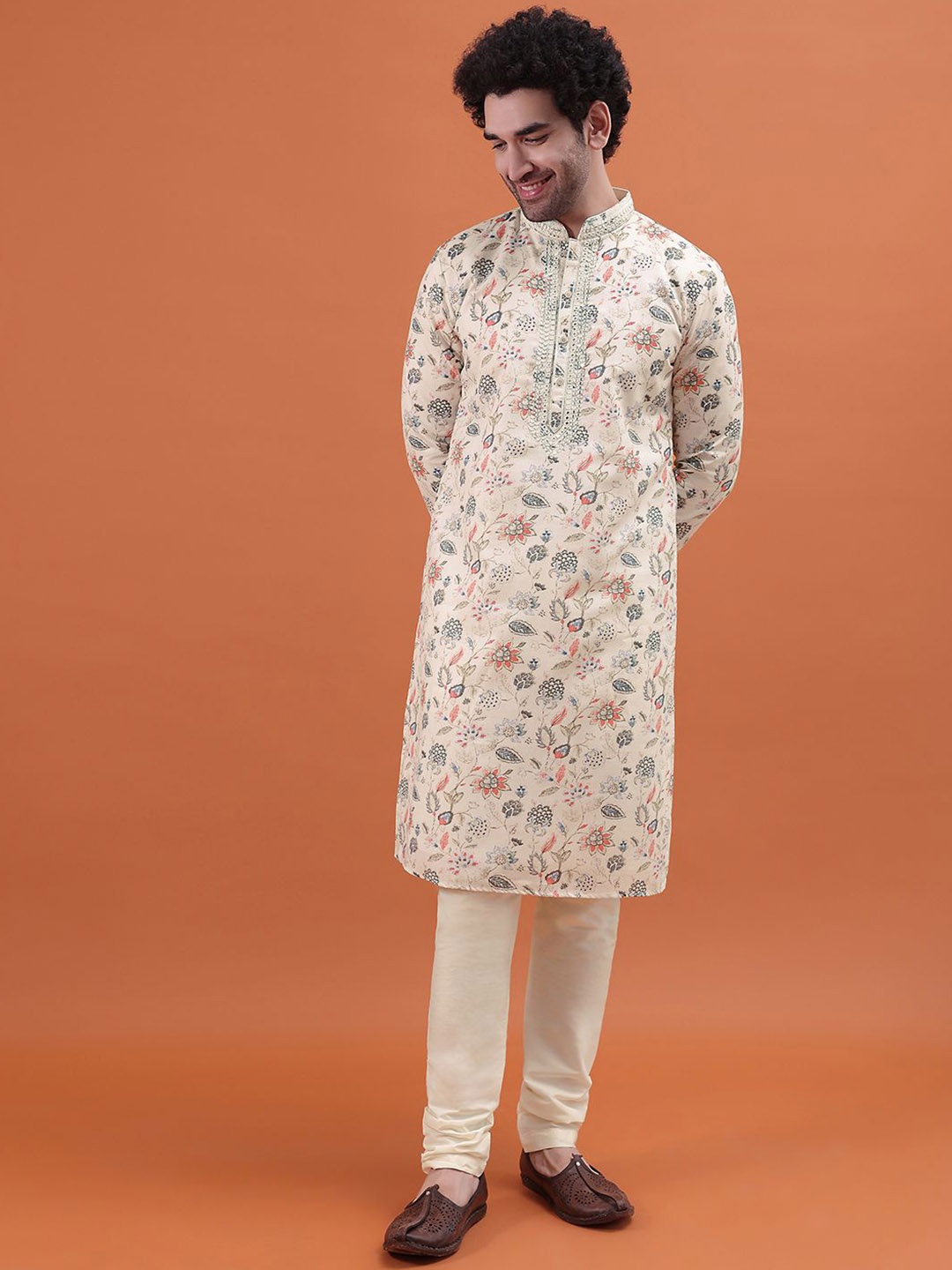 

KALKI Fashion Men Floral Printed Regular Kurta with Churidar, Cream