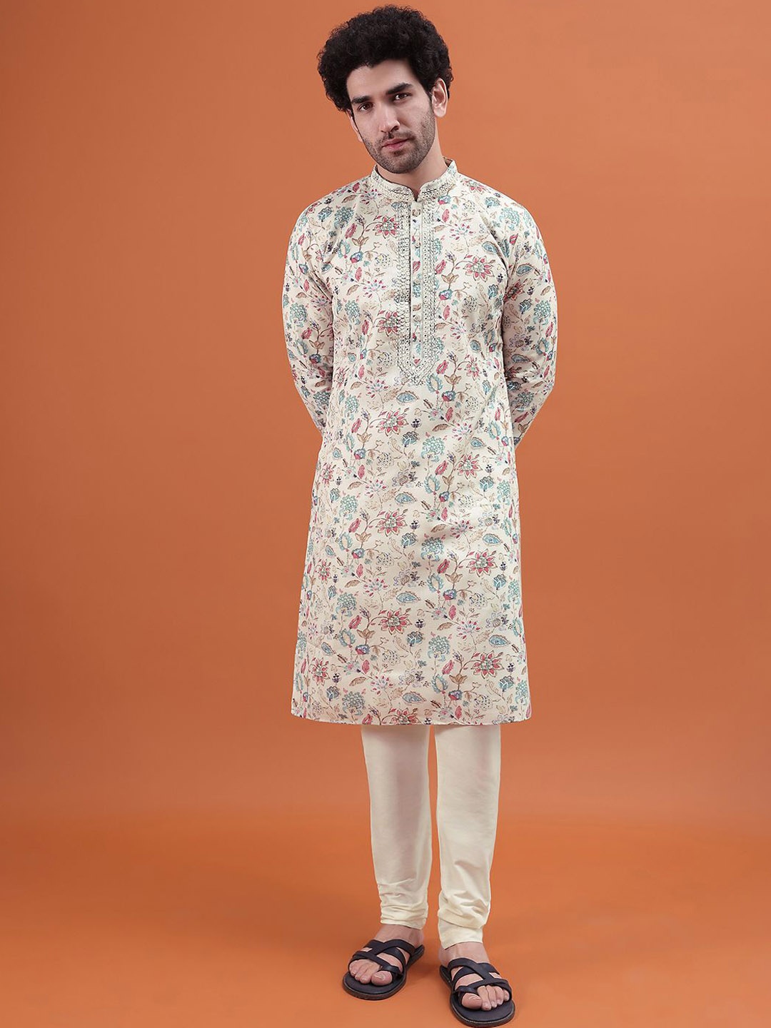

KALKI Fashion Men Floral Printed Regular Kurta with Pyjamas, White