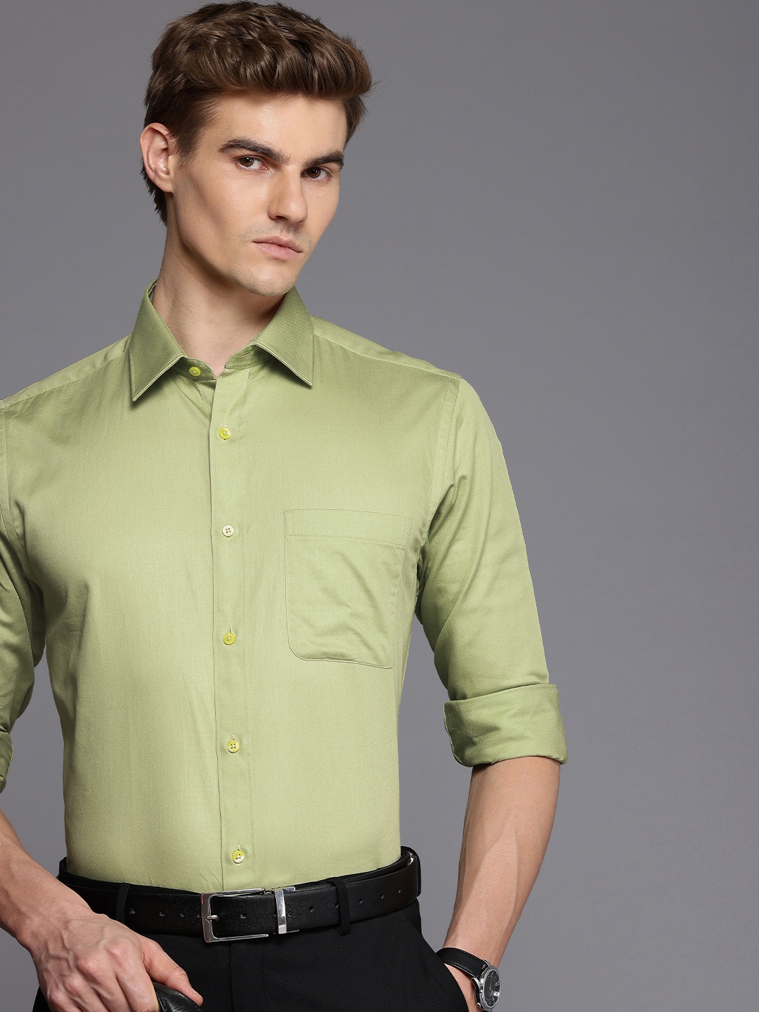

Raymond Slim Fit Self-Design Pure Cotton Formal Shirt, Green