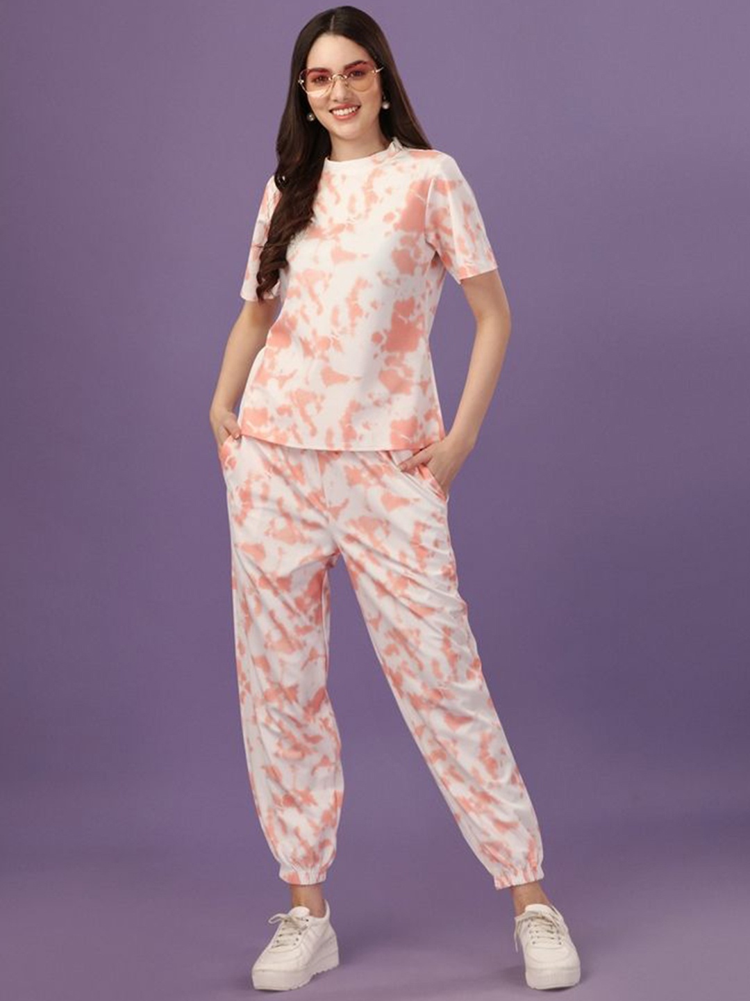 

TITANIUM SILK INDUSTRIES PVT. LTD. Printed T-shirt With Trousers Co-Ords, Peach