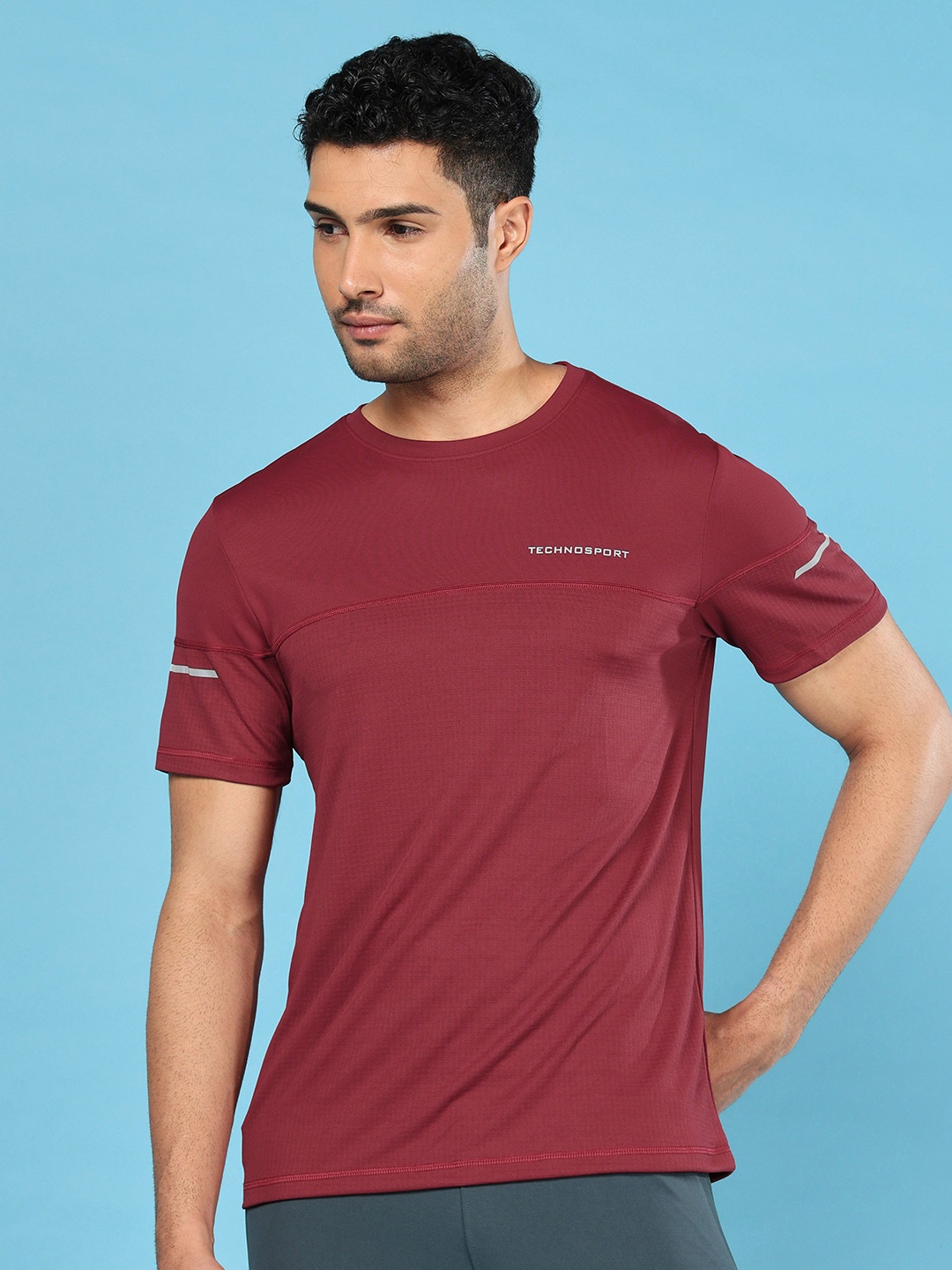 

Technosport Men Colorblock Double Cool Slim Fit Sports Tshirt, Red
