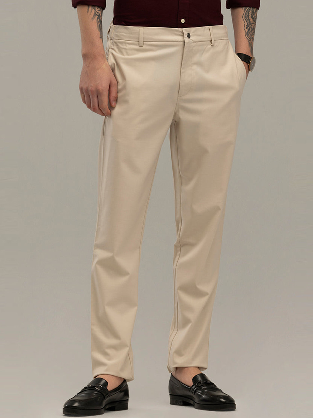 

Snitch Men Mid Rise Slim Fit Trousers, Beige