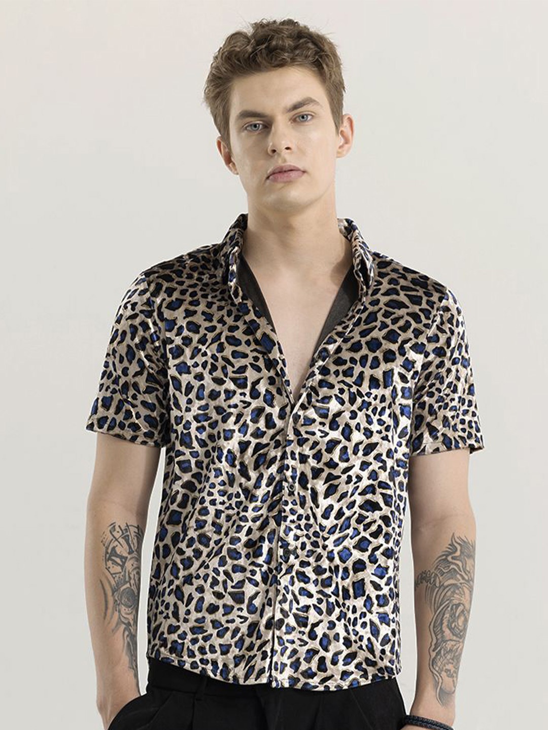 

Snitch Men Straight Slim Fit Opaque Printed Shirt, Beige