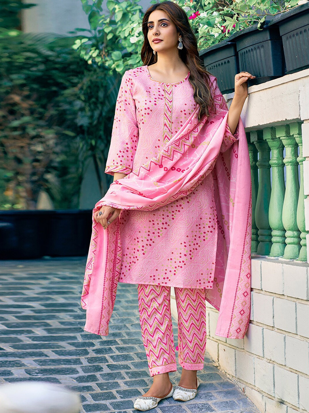 

KALINI Women Bandhani Printed Kurta with Trousers & With Dupatta, Pink